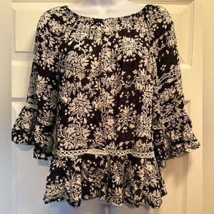 Democracy Floral 3/4 sleeve blouse (S)